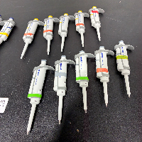 Eppendorf Research Plus Pipettes x20 image 1